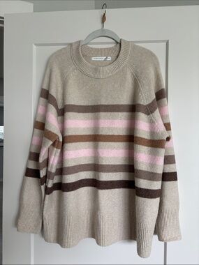 Striped Cozy Overdized Crewneck Sweater in Beige and Pink